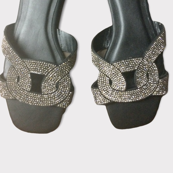 Bamboo Jeweled Sandal Flats - Picture 3 of 4